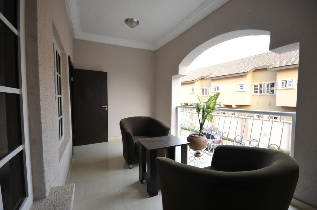 Sheer Luxury Apartments And Suites Abuja Rum bild