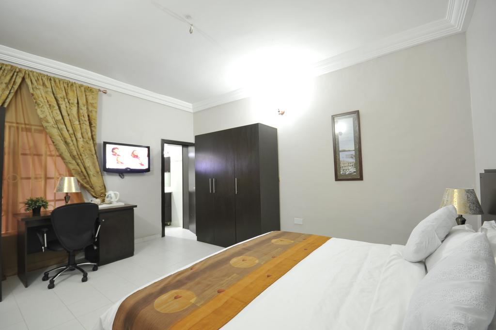 Sheer Luxury Apartments And Suites Abuja Rum bild