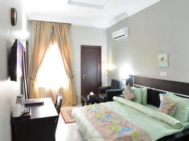 Sheer Luxury Apartments And Suites Abuja Exteriör bild