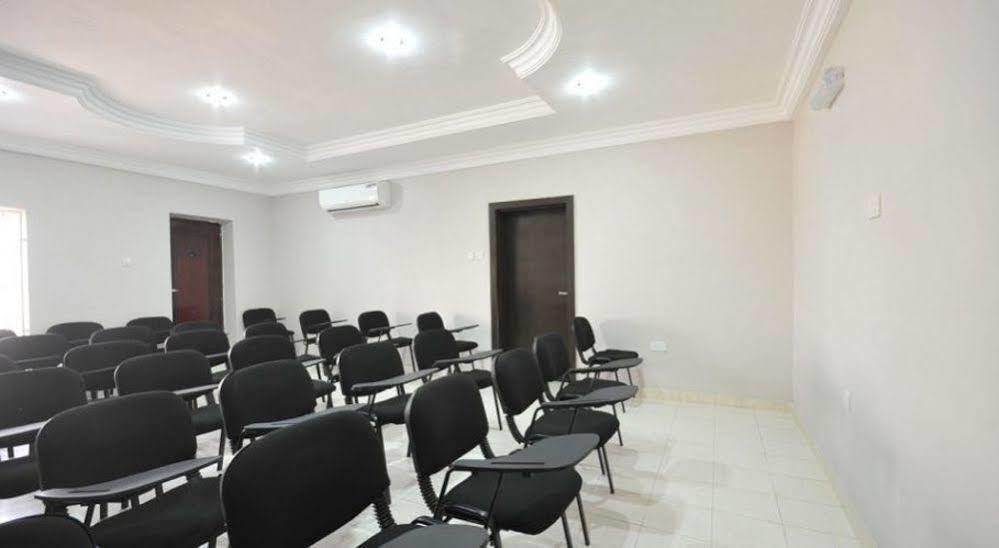 Sheer Luxury Apartments And Suites Abuja Exteriör bild