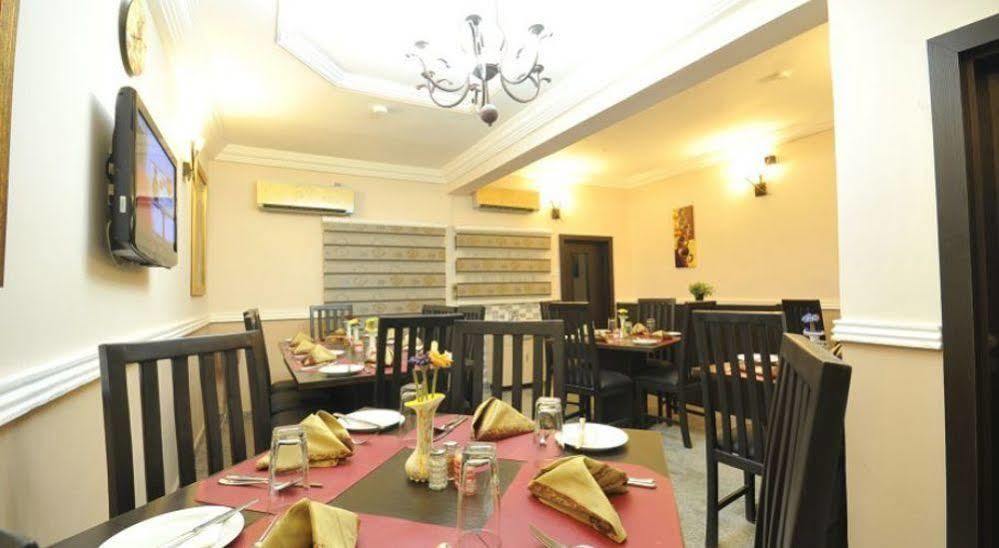 Sheer Luxury Apartments And Suites Abuja Exteriör bild