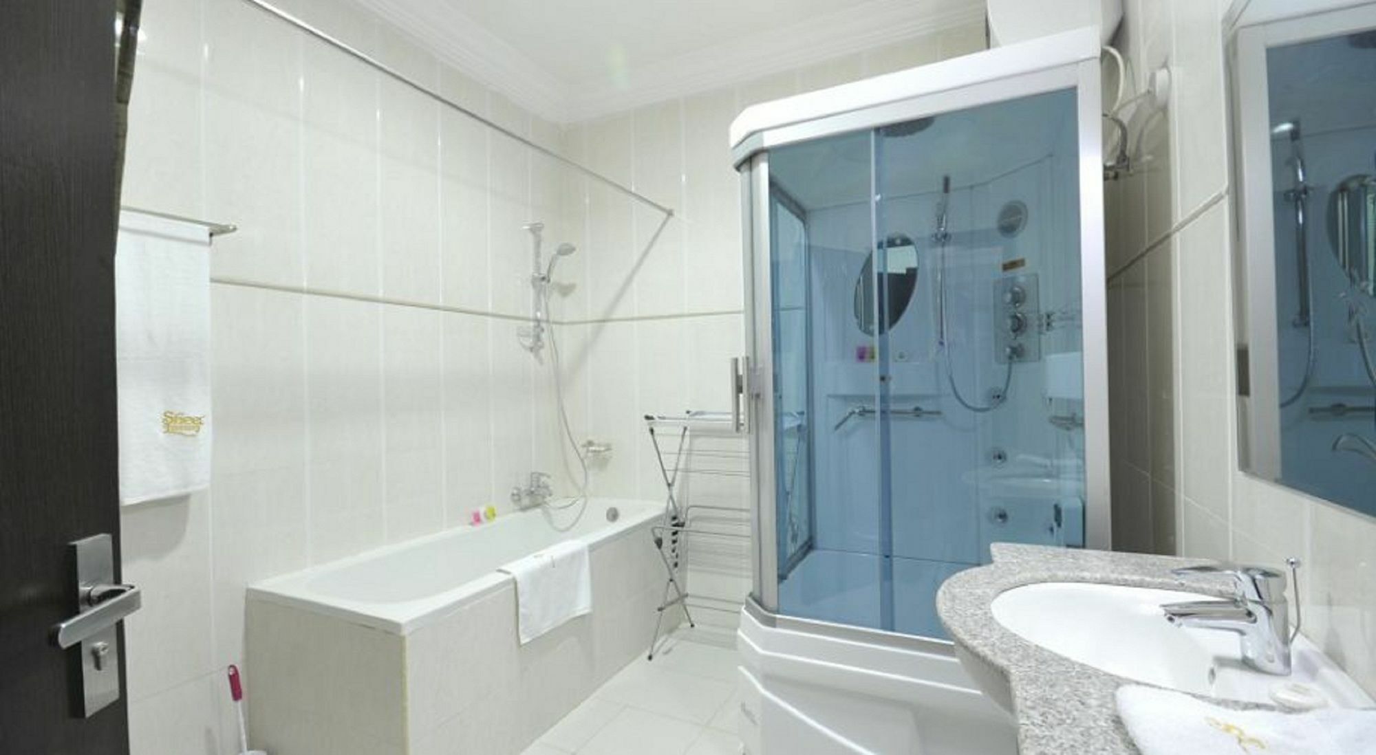 Sheer Luxury Apartments And Suites Abuja Exteriör bild